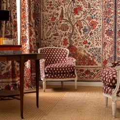 Peruyes -Wand Meester gaston y daniela lorenzo castillo rectory fabrics p1015124 1