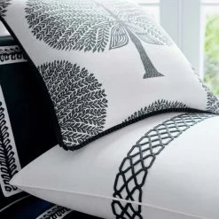 Pleated Tape 11 Pleated Tape -Wand Meester tapes trims lenox gateapplique ripley onyx colorseries1 hkm 1